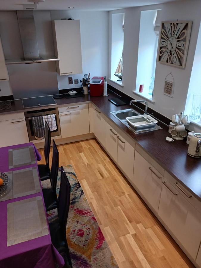 Bodlondeb Castle Bed & Breakfast { Central Llandudno} エクステリア 写真