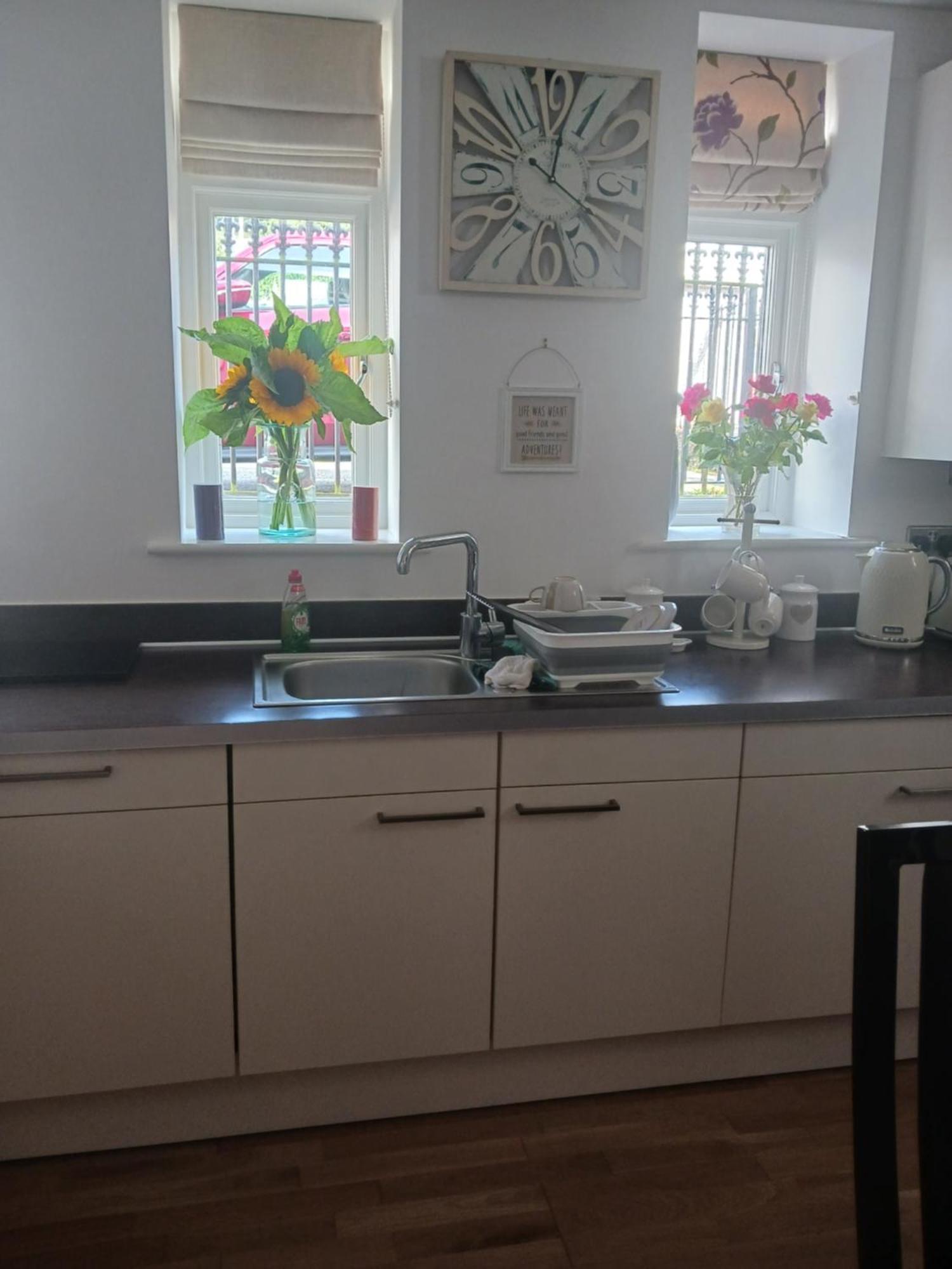 Bodlondeb Castle Bed & Breakfast { Central Llandudno} エクステリア 写真